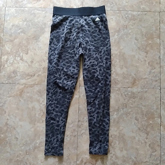 Adidas leopard print leggings, size Small - Picture 1 of 7